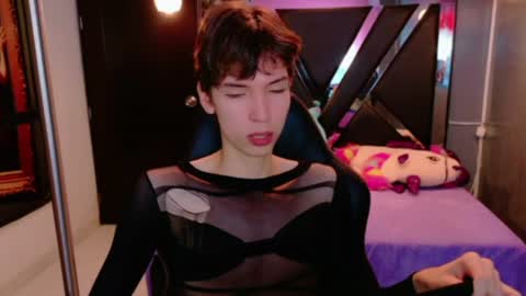 stefany piink online show from June 9, 2:16 pm