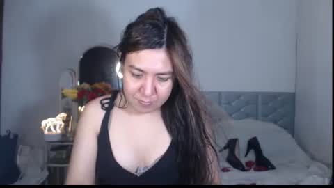 Stella online show from October 26, 8:10 am