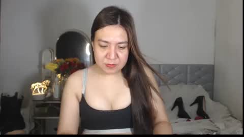 Stella online show from November 13, 8:45 am