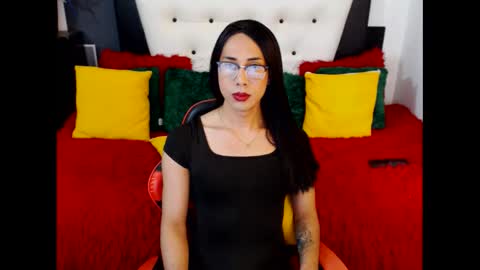 stephanieparadis online show from April 29, 2:55 pm