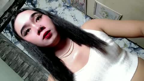 stunning_andrea69 online show from June 24, 6:06 pm