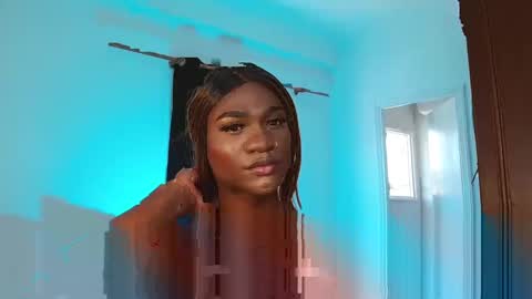 Suanny Klatten  It is my account independent  online show from February 17, 12:27 pm