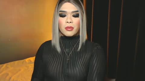 Snapshot of suckablecockoffreya chatting on December 29, 5:33 pm JADE ELYSE online show from December 29, 5:33 pm