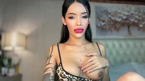 Jess online show from January 8, 8:57 pm