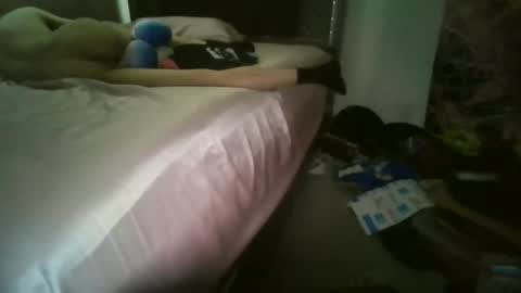 Embarrassed Sissy Slut online show from March 10, 10:13 pm