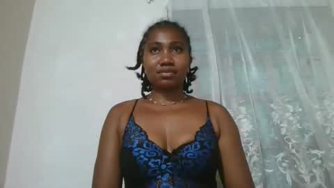 surbelle online show from February 25, 2:32 pm