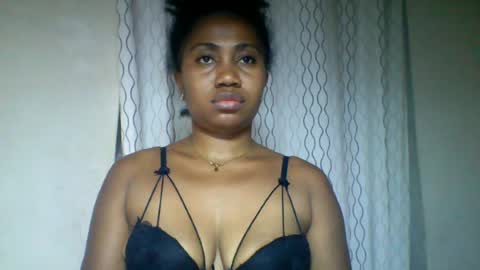 surbelle online show from June 20, 7:50 pm