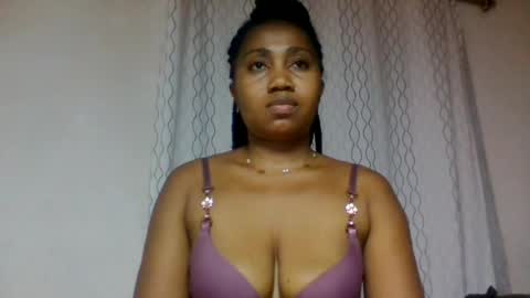 surbelle online show from July 11, 1:37 pm