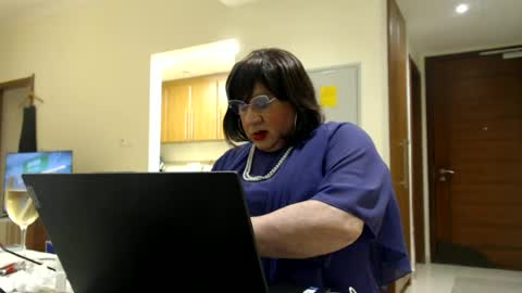 My name is Sissy or more fully Suzanna Aprilia Maria Mariquita Catarina Chinita Banci. Soy una puta - que chimba ladybug online show from June 25, 5:28 pm