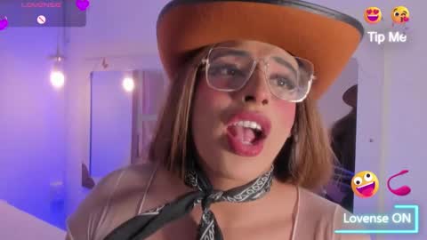 sweet_eliizabeth online show from October 9, 1:34 pm