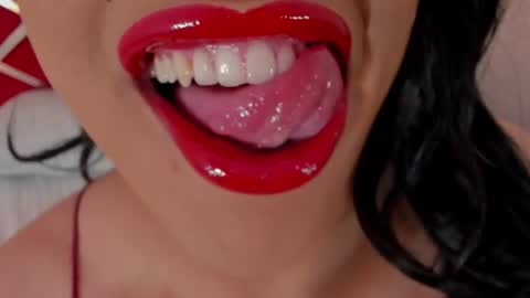 sweet_eliizabeth online show from July 15, 1:16 pm