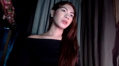sweet_vell online show from June 19, 6:56 pm
