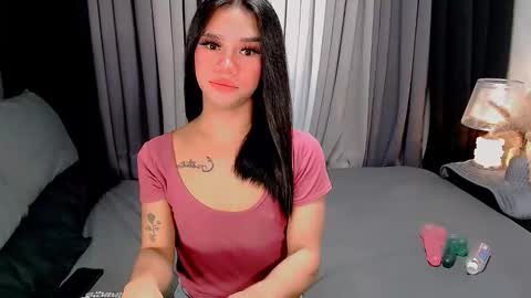 bea takashi  online show from November 14, 9:28 am