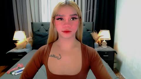 bea takashi  online show from April 30, 5:39 pm