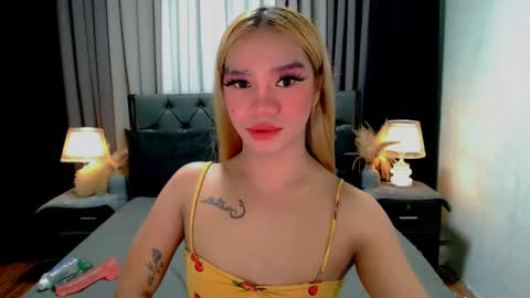 bea takashi  online show from May 4, 9:58 am