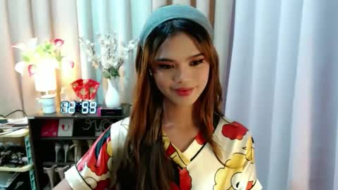 Megan online show from February 24, 5:00 am