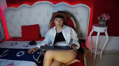 taveko_soler online show from March 9, 7:06 pm