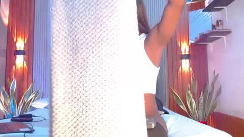 Tayra...  online show from June 28, 3:34 am