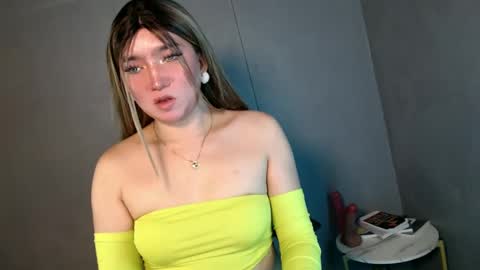 ellaine online show from February 27, 10:42 pm