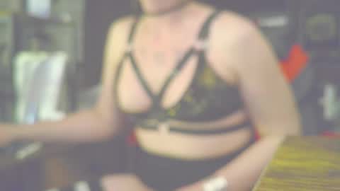 tealjobe online show from May 10, 6:40 am