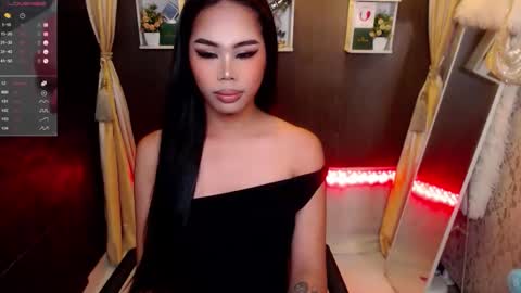 Camila online show from March 17, 1:09 am