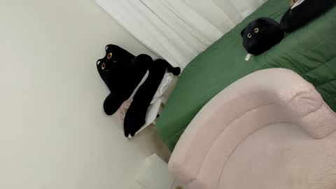 Snapshot of temptationofsex chatting on October 31, 2:26 pm EVA GLASSCOTT online show from October 31, 2:26 pm