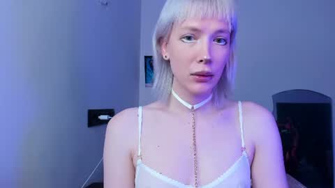 Kira online show from June 12, 10:42 pm