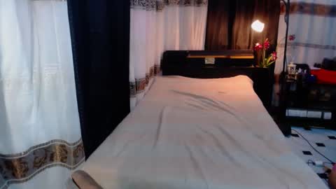 samm online show from February 2, 2:48 am