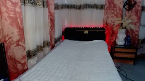 samm online show from February 19, 4:23 am