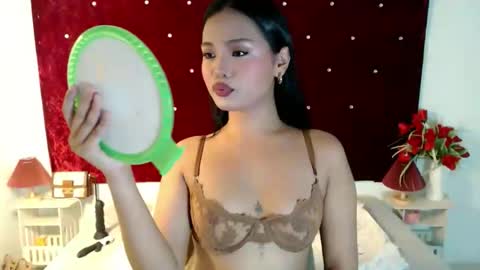 IG Lisa Avery Monroe online show from October 7, 11:33 am