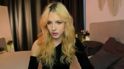 Tiffany online show from July 22, 10:19 am