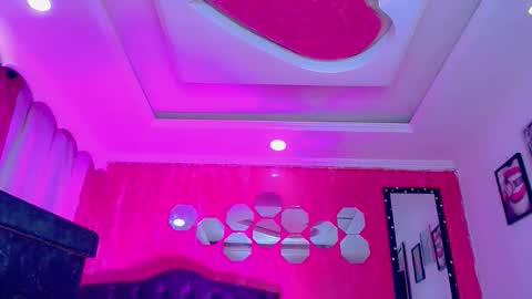 tiffanymackensyy69 online show from May 5, 2:17 am