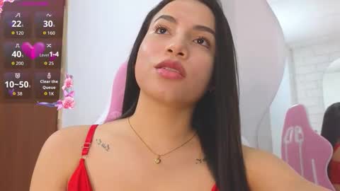 Tiphani Walker online show from March 8, 1:45 am