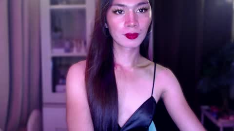 Emerald online show from April 23, 1:24 pm