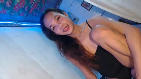 Snapshot of trans_vivamax69 chatting on March 6, 10:33 pm Amor  THUMBS-UP ME online show from March 6, 10:33 pm