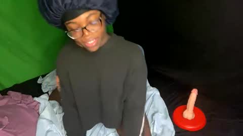 TransDomme Omi online show from March 12, 4:39 am