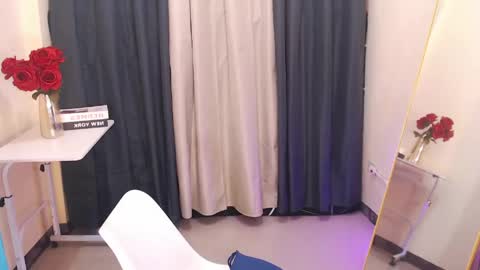 Selena the real cummer online show from April 29, 9:36 am
