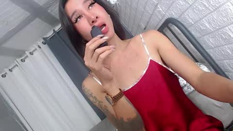 Chloe online show from May 10, 8:14 pm