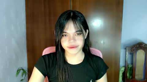 transpinay_kimxxx online show from April 25, 10:51 pm