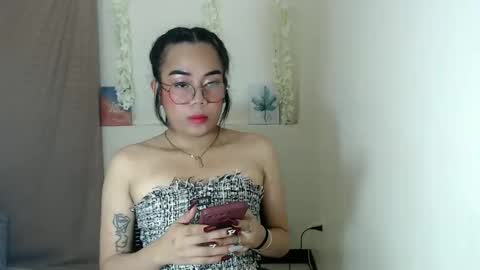 trixie_foxslut online show from November 20, 12:27 pm