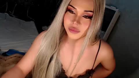 jayvie online show from October 24, 11:10 pm