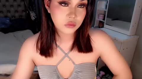 jayvie online show from July 15, 7:41 pm