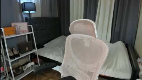 tsuncutmargauxx online show from May 3, 8:41 am