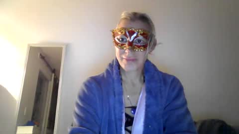 twoboobsonepenis online show from June 11, 4:10 am