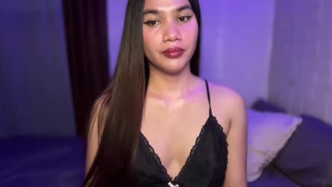 urhottylicious_cum online show from May 17, 1:21 pm