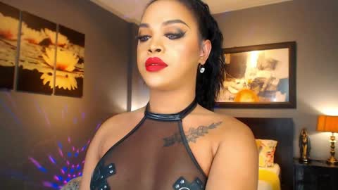 UrMajestyTyra online show from May 4, 2:16 am