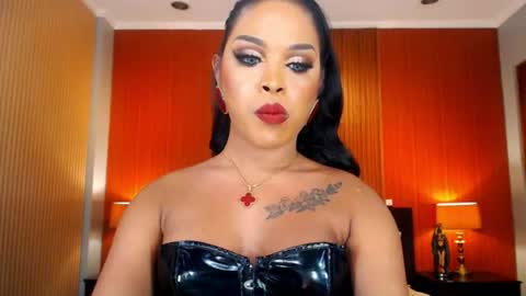 UrMajestyTyra online show from July 25, 2:09 am