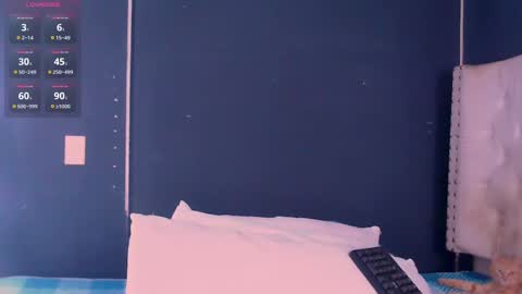 IG-valen mendoza99  twitter valenthompson99 online show from March 12, 9:56 pm