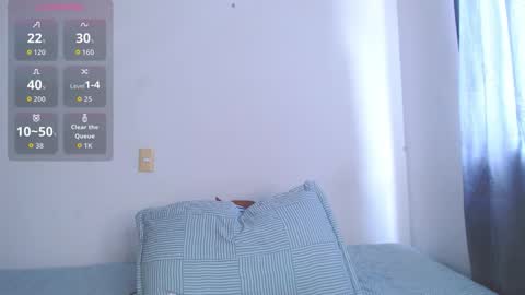 IG-valen mendoza99  twitter valenthompson99 online show from December 2, 8:01 pm