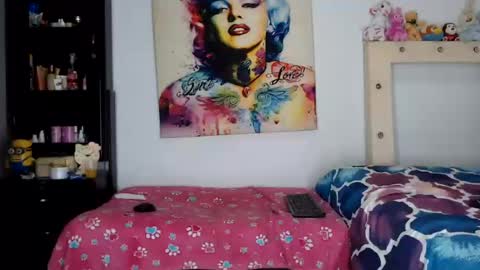 valerie_rousse online show from July 4, 1:55 am